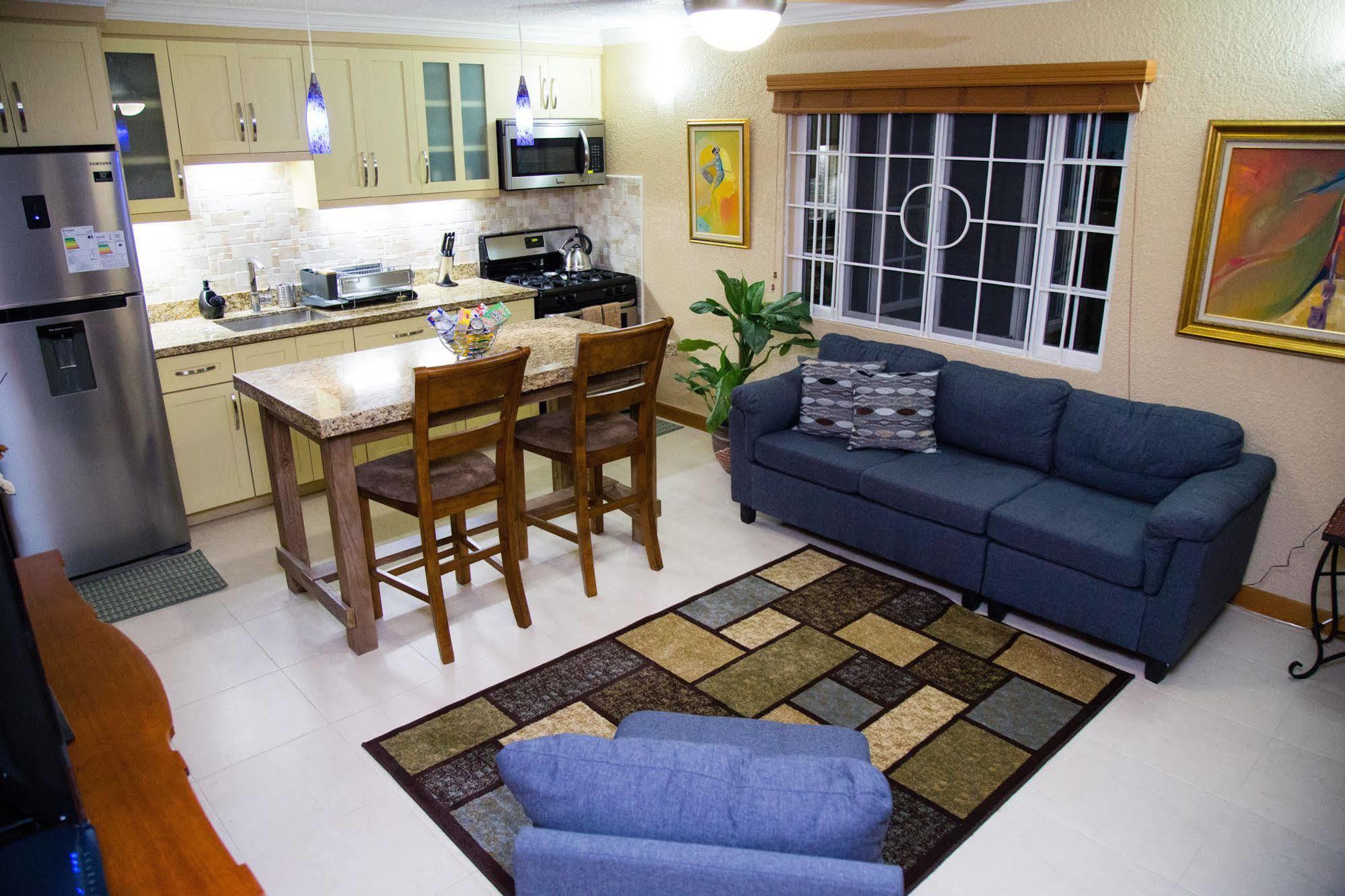 The Cabin At Long Mountain Country Club Kingston Extérieur photo
