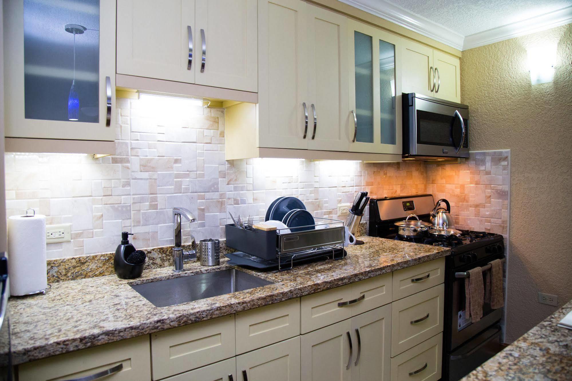 The Cabin At Long Mountain Country Club Kingston Extérieur photo